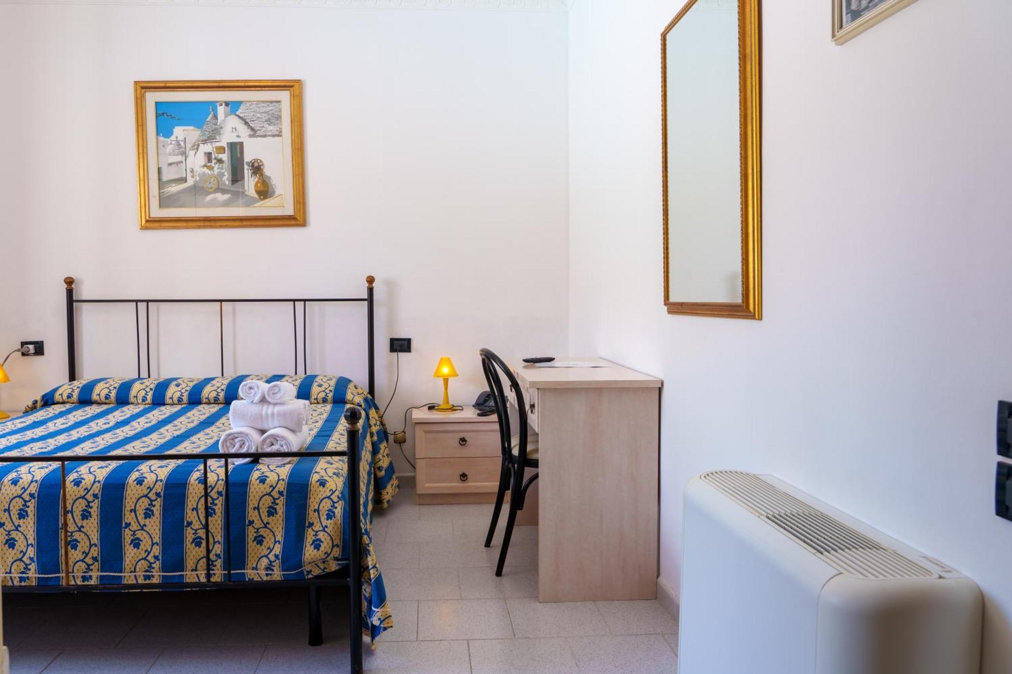 Hotel Le Macine Santa Cesarea Terme Exterior photo