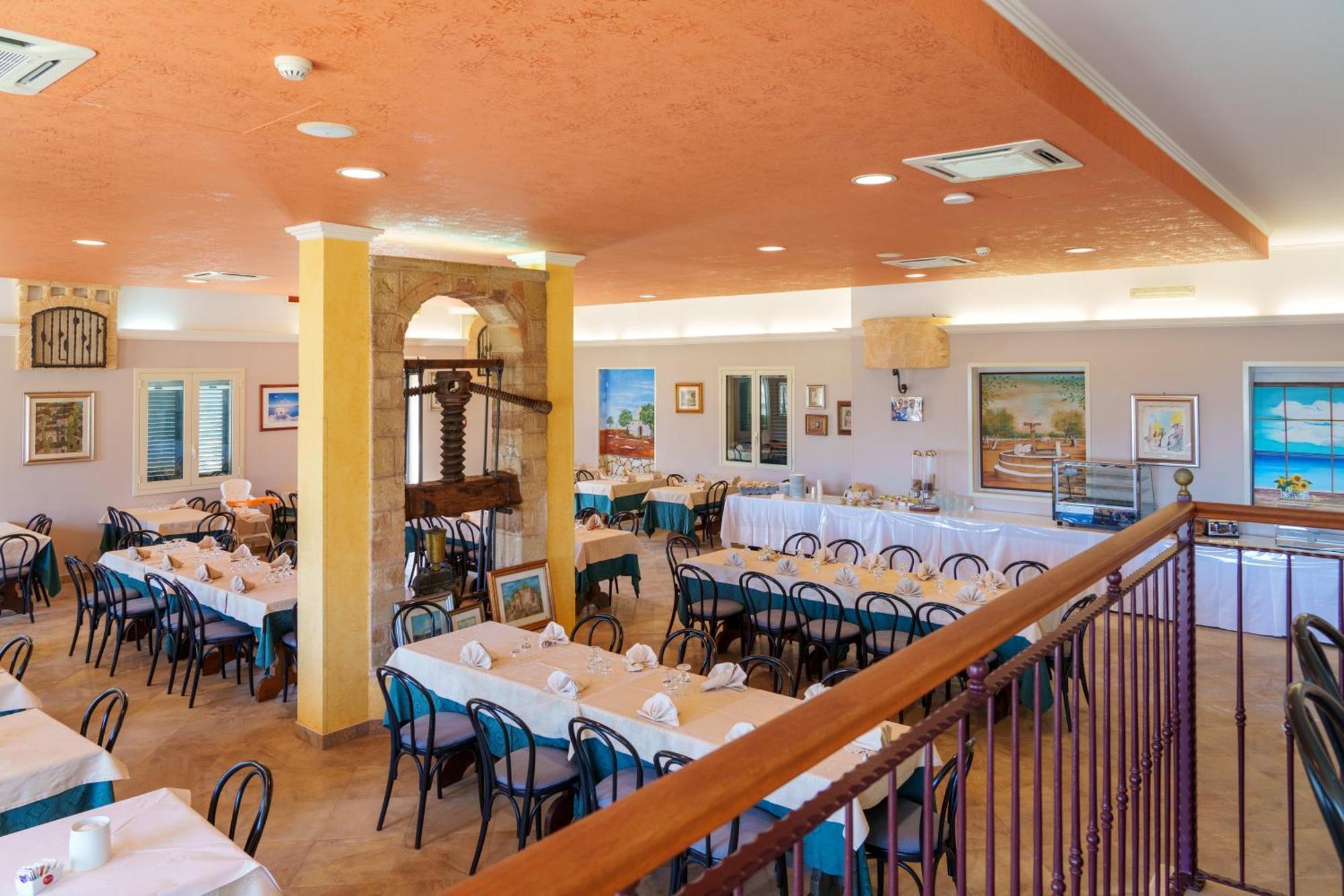 Hotel Le Macine Santa Cesarea Terme Exterior photo