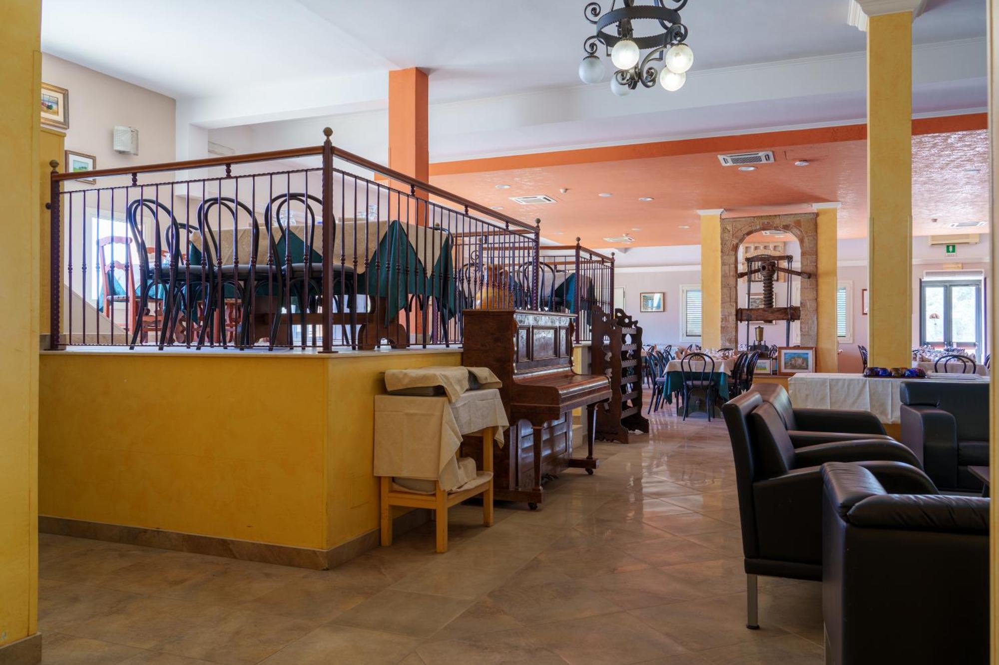 Hotel Le Macine Santa Cesarea Terme Exterior photo